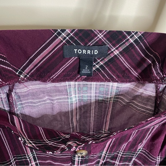 Torrid Purple Plaid Mini Challis Skirtall. Size 2. - Picture 4 of 13